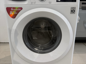 LG VEŠ MAŠINA 8 KG