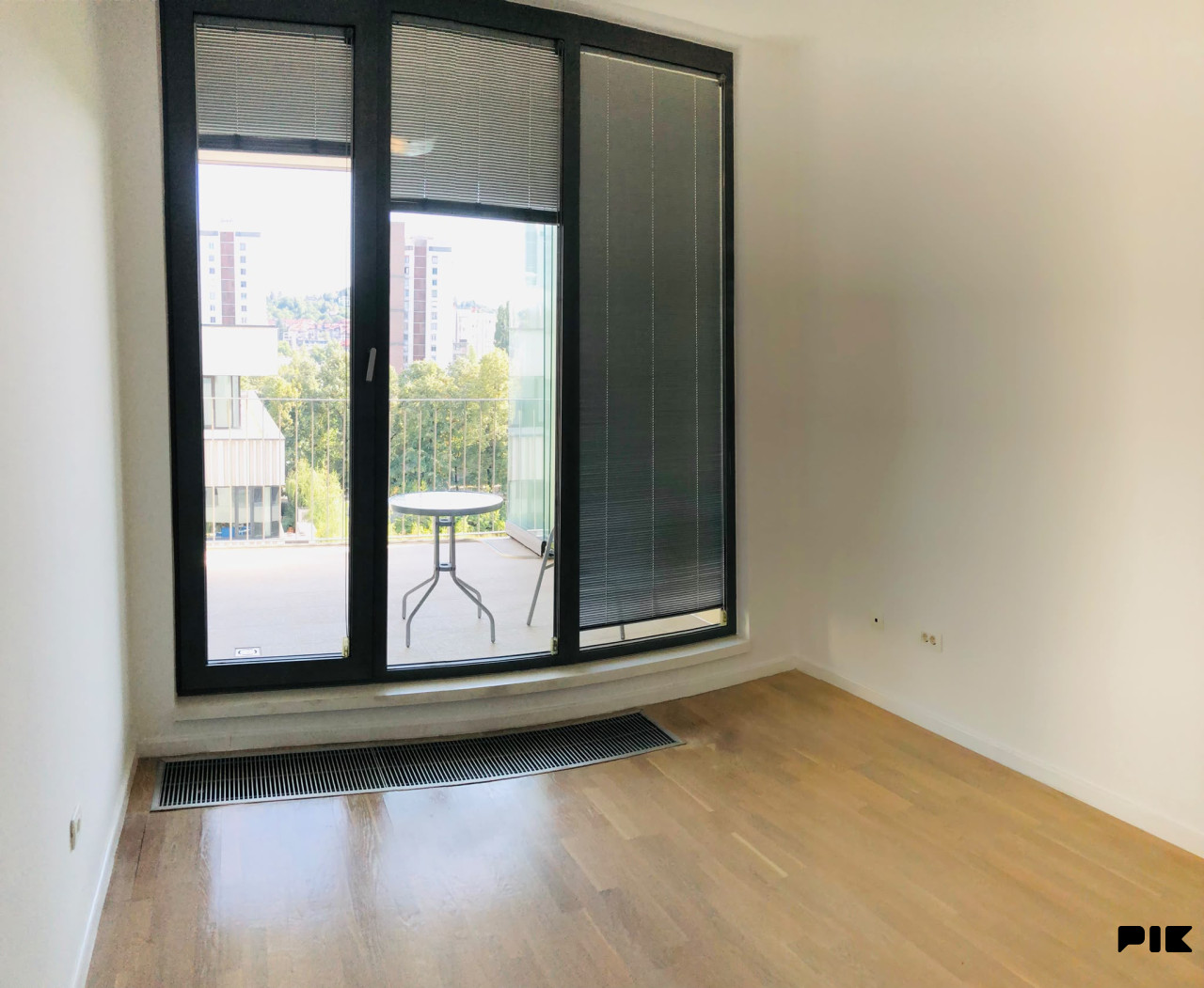 Stan106m2 Importanne centar 9