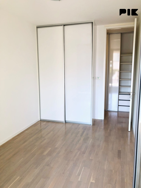 Stan106m2 Importanne centar 10