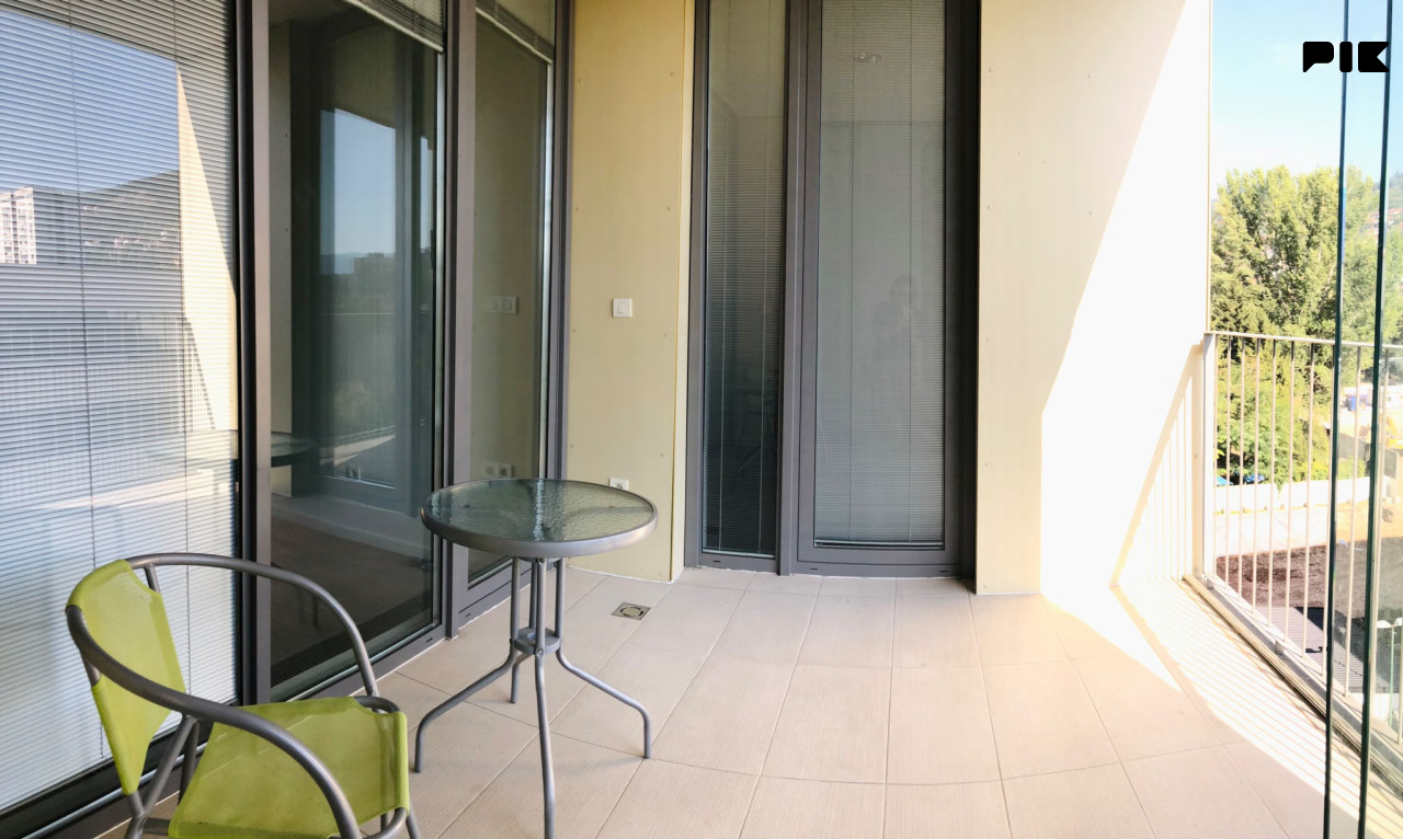 Stan106m2 Importanne centar 12