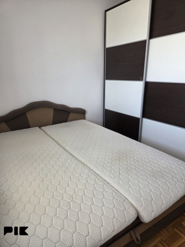 Najam - namješten trosoban stan 62m2 - ul. Spasovdanska 4