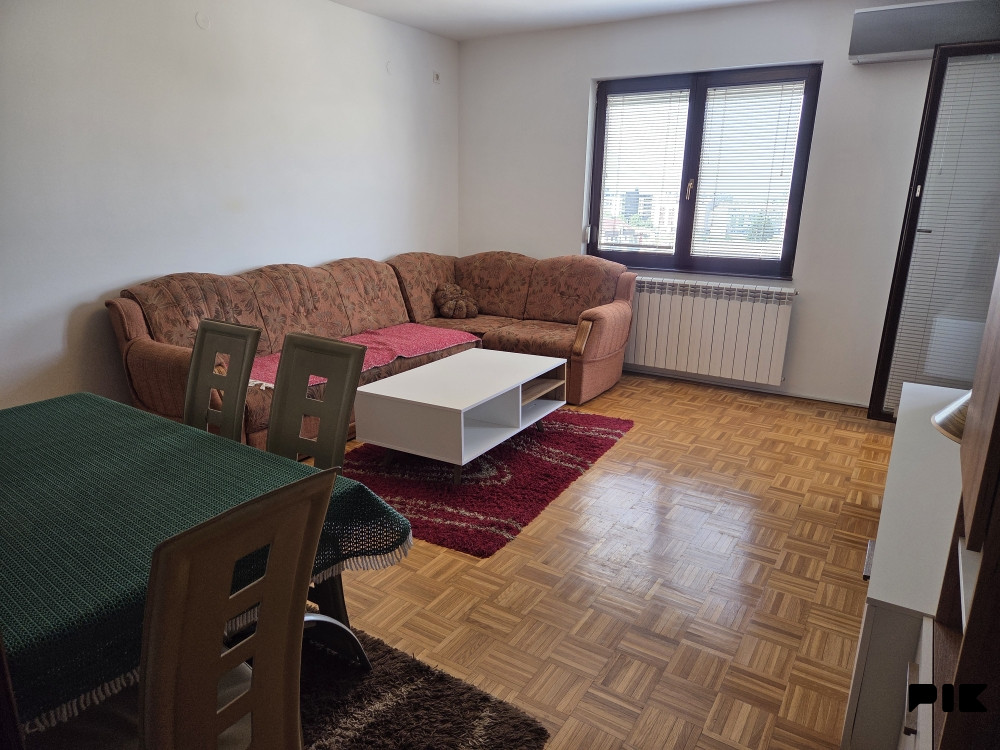 Najam - namješten trosoban stan 62m2 - ul. Spasovdanska 9