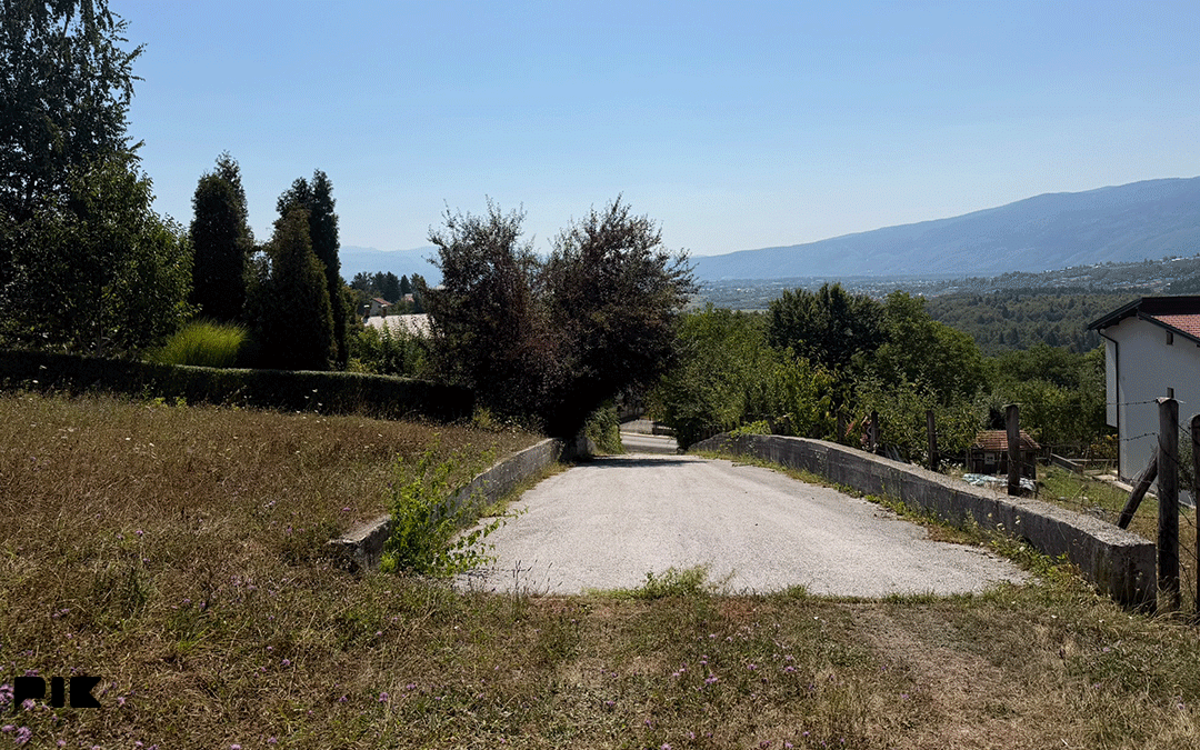 BOJNIK ZEMLJIŠTE 4.285 m2 SA VIKEND OBJEKTOM 16
