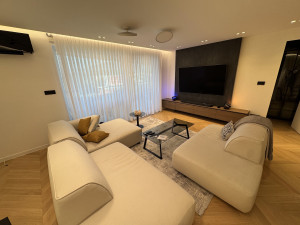 Ekskluzivan cetverosoban penthouse 121m2 + 2 garaze u I. Sarajevu photo 4