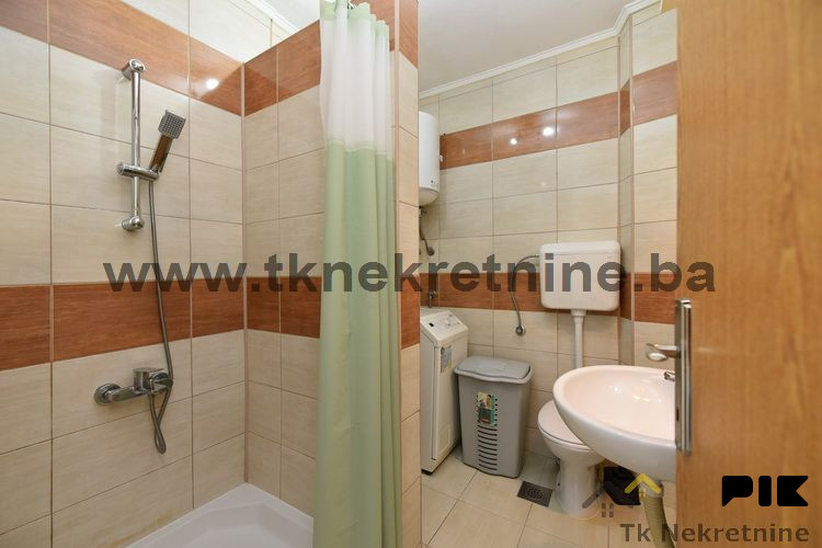 CENTAR - Jednosoban stan 38 m2, u blizini Panonskih jezera 9