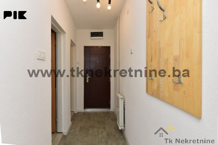 CENTAR - Jednosoban stan 38 m2, u blizini Panonskih jezera 13