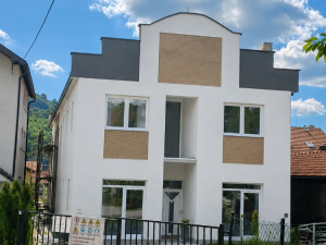 TROSOBAN STAN 63,80m2- NOVOGRADNJA - TUZLA-PARKING MJESTO GRATIS photo 2