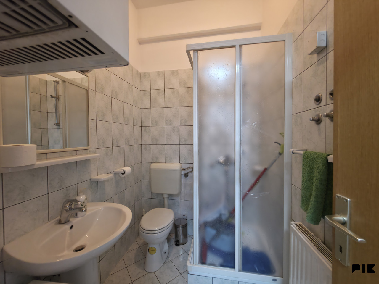 Opremljen poslovni prostor/stomatološka ordinacija, Hrasno 6