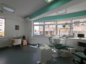 Opremljen poslovni prostor/stomatološka ordinacija, Hrasno photo 2