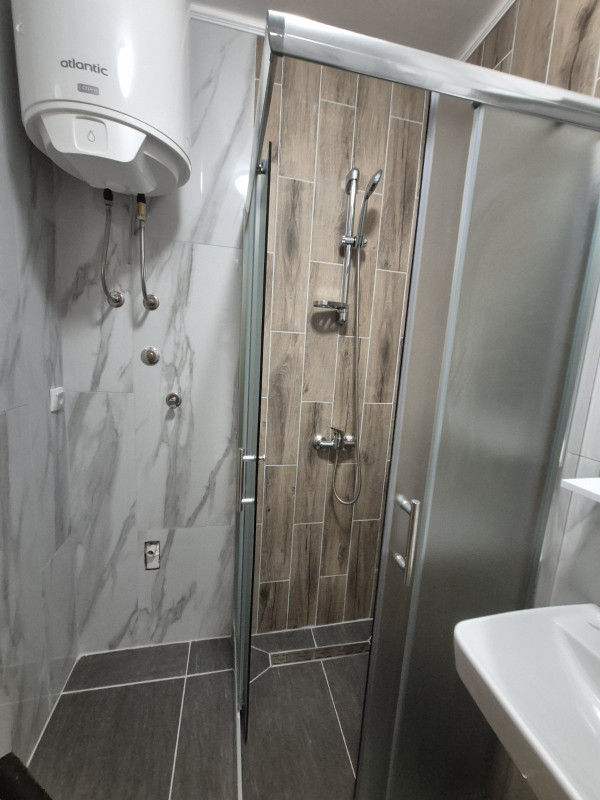 Sigenx izdaje trosoban stan/Novo Sarajevo/"Šibica"/71 m2 12