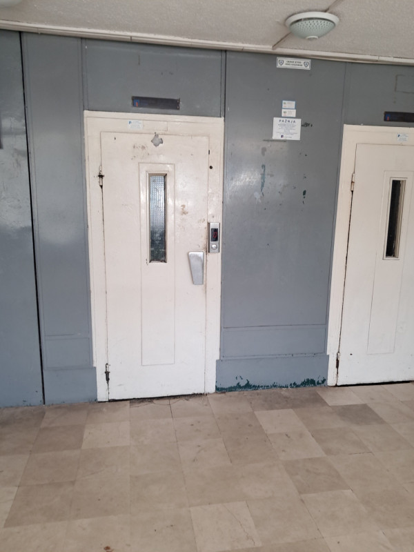 Sigenx izdaje trosoban stan/Novo Sarajevo/"Šibica"/71 m2 16