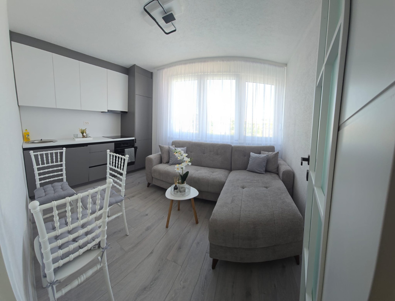 Sigenx izdaje trosoban stan/Novo Sarajevo/"Šibica"/71 m2 3