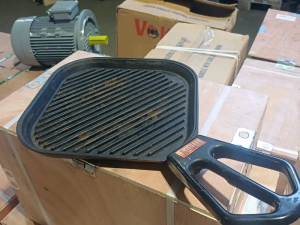 GUSANA GRILL TAVA