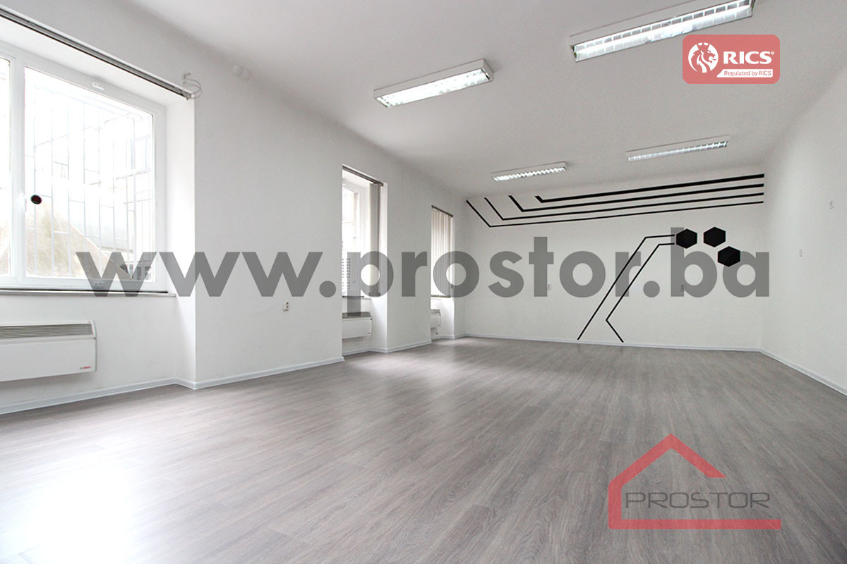 PROSTOR izdaje: Poslovni prostor, 104m2, Centar