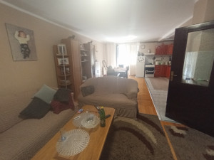 Kuća sa okućnicom i garažom Vojkovići photo 4