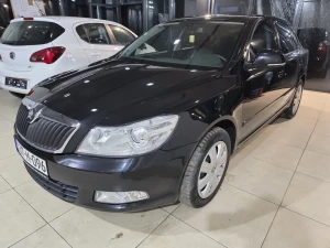 ŠKODA OCTAVIA LIMO 1.6 DSG, 2012 GOD, REGISTROVANA