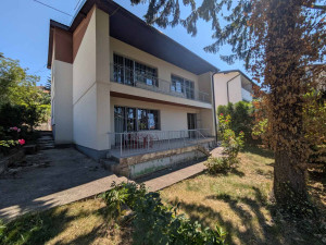 Exclusive family villa in Sarajevo - Center / 215 m2 / Garage