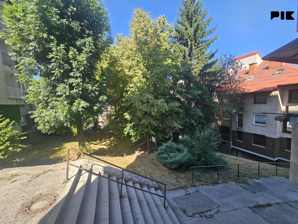 Jednosoban stan / Vrace / Avde Smajlovića 11