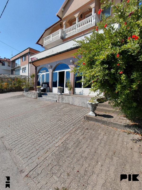 Poslovni prostor Gradačac 170m2