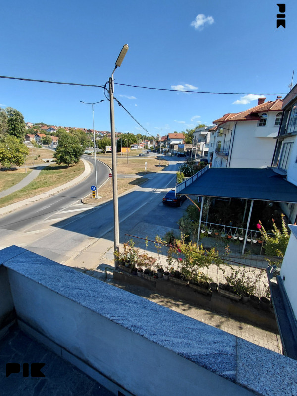 Poslovni prostor Gradačac 170m2 3