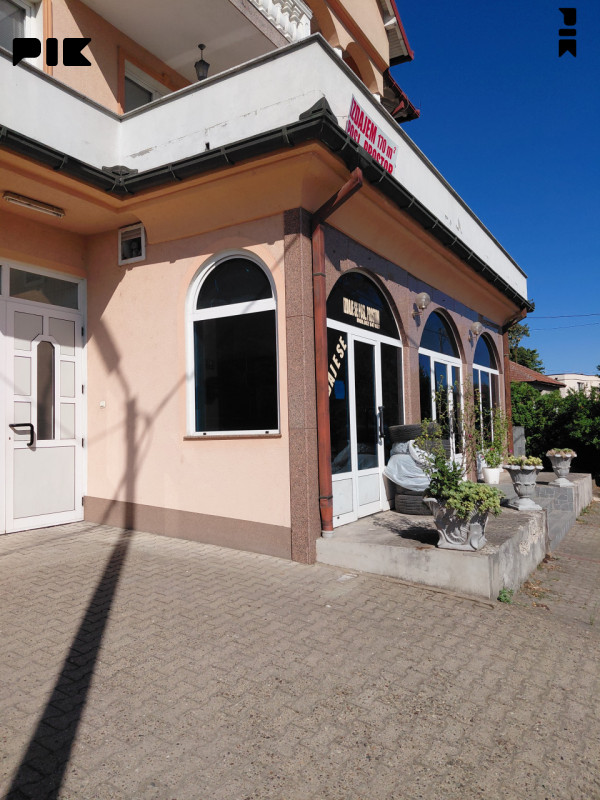 Poslovni prostor Gradačac 170m2 2