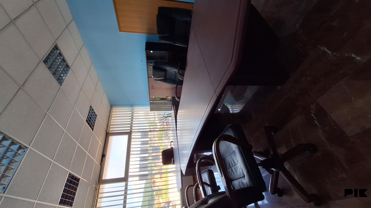 Poslovni prostor Pale 85m2 (CENTAR) 2