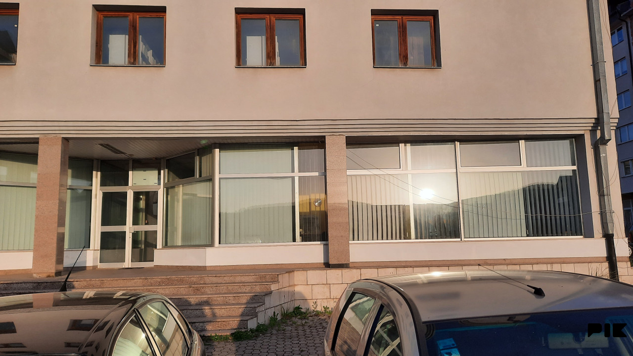 Poslovni prostor Pale 85m2 (CENTAR) 6