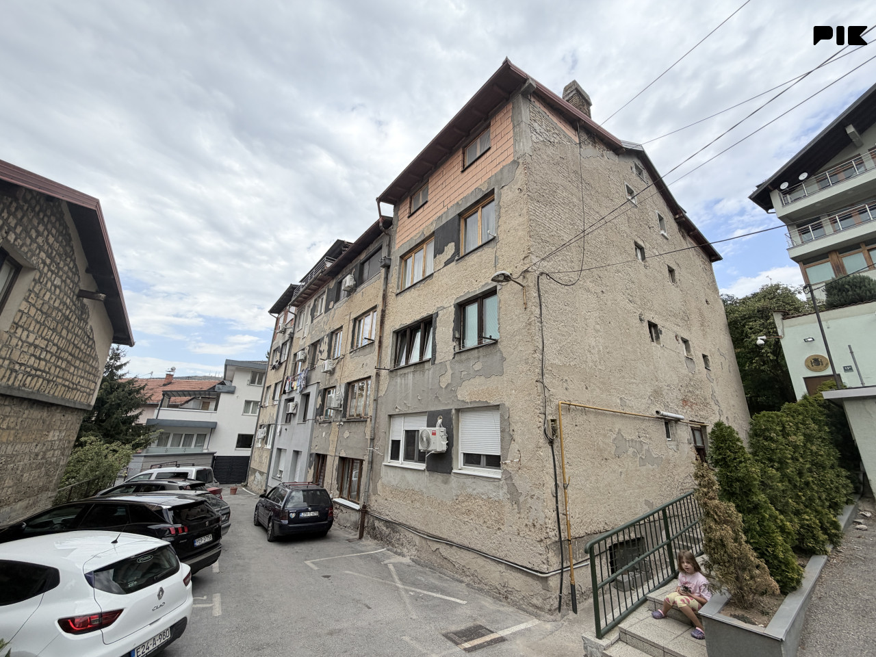 Renoviran dvosoban stan 34 m2 prvi sprat Stari Grad Sarajevo photo 2