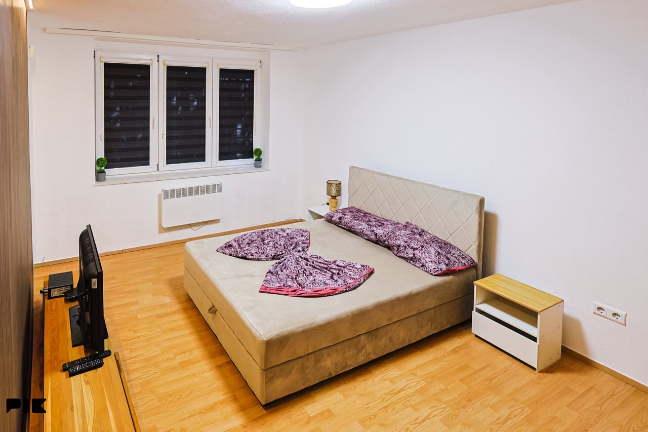 Renoviran dvosoban stan 34 m2 prvi sprat Stari Grad Sarajevo photo 5