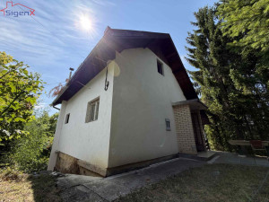 Rakovica/ Vikendica - Kuća/ Useljivo - Uknjižen objekat - 1100m2