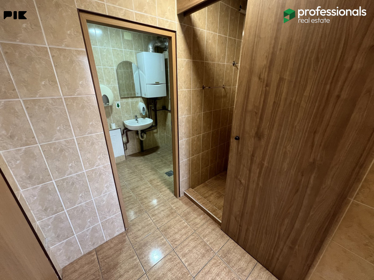 Poslovni prostor Novi Grad Sarajevo 180 m2 16