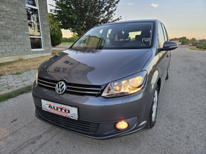 Volkswagen Touran 12/2014 God 1.6 TDI 77 KW Navigacija Klima Uvoz