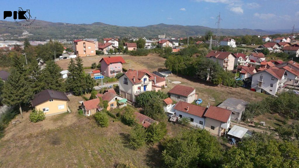 Građevinski plac od 850m2 na Starčevici 6