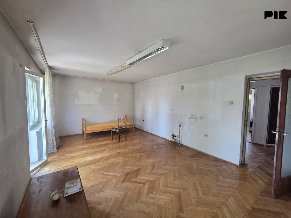 Porodična kuća u Lužanima na parceli od 602 m2 10