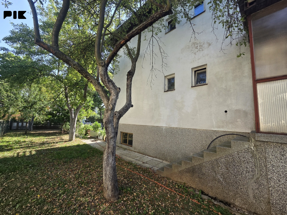Porodična kuća u Lužanima na parceli od 602 m2 17