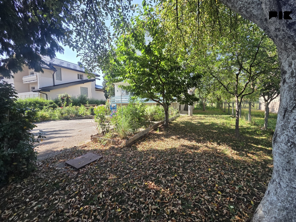 Porodična kuća u Lužanima na parceli od 602 m2 21
