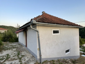 House and outbuilding with yard photo 5