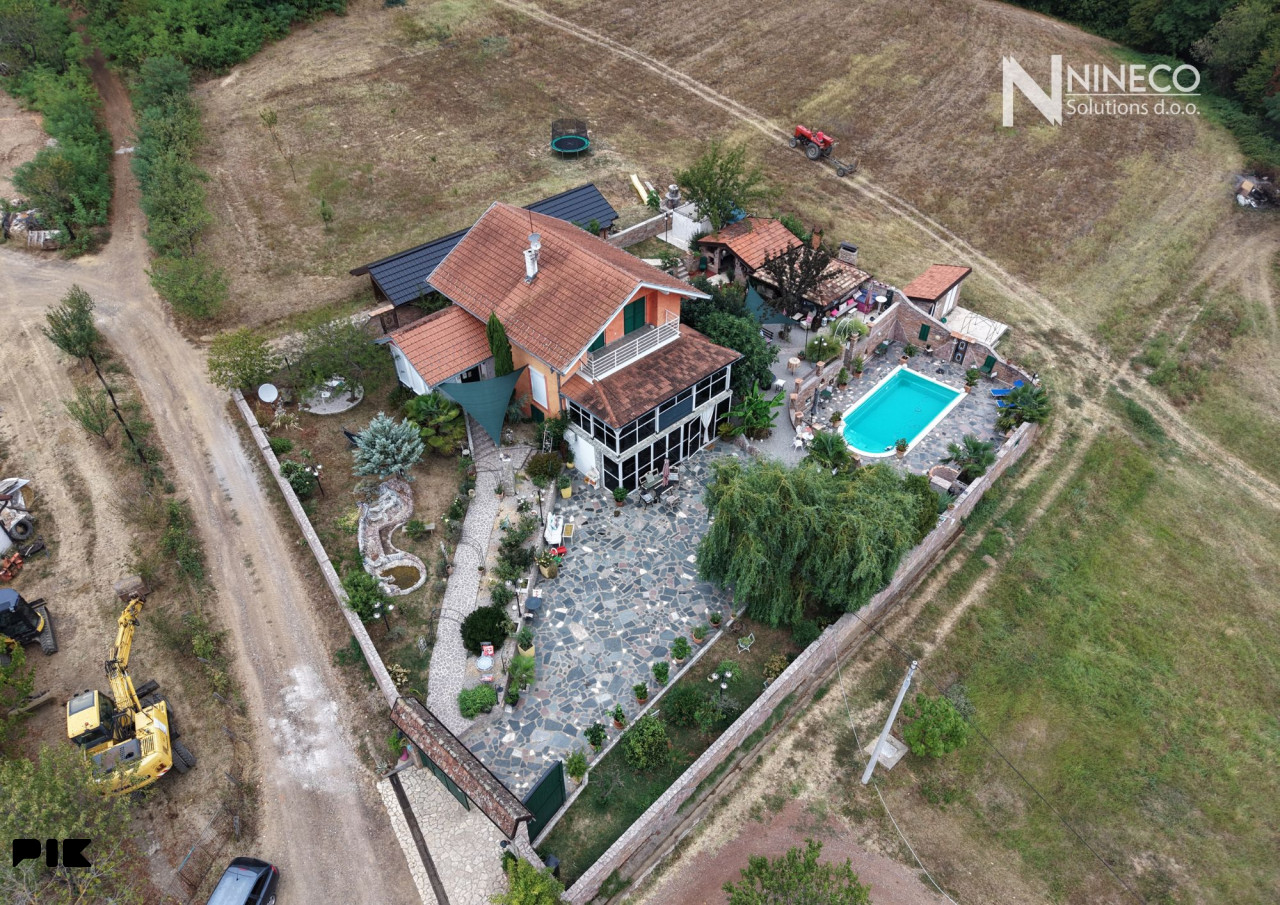KUĆA SA ZEMLJIŠTEM I ŠUMOM - JABLAN - LAKTAŠI - 296 m2 4