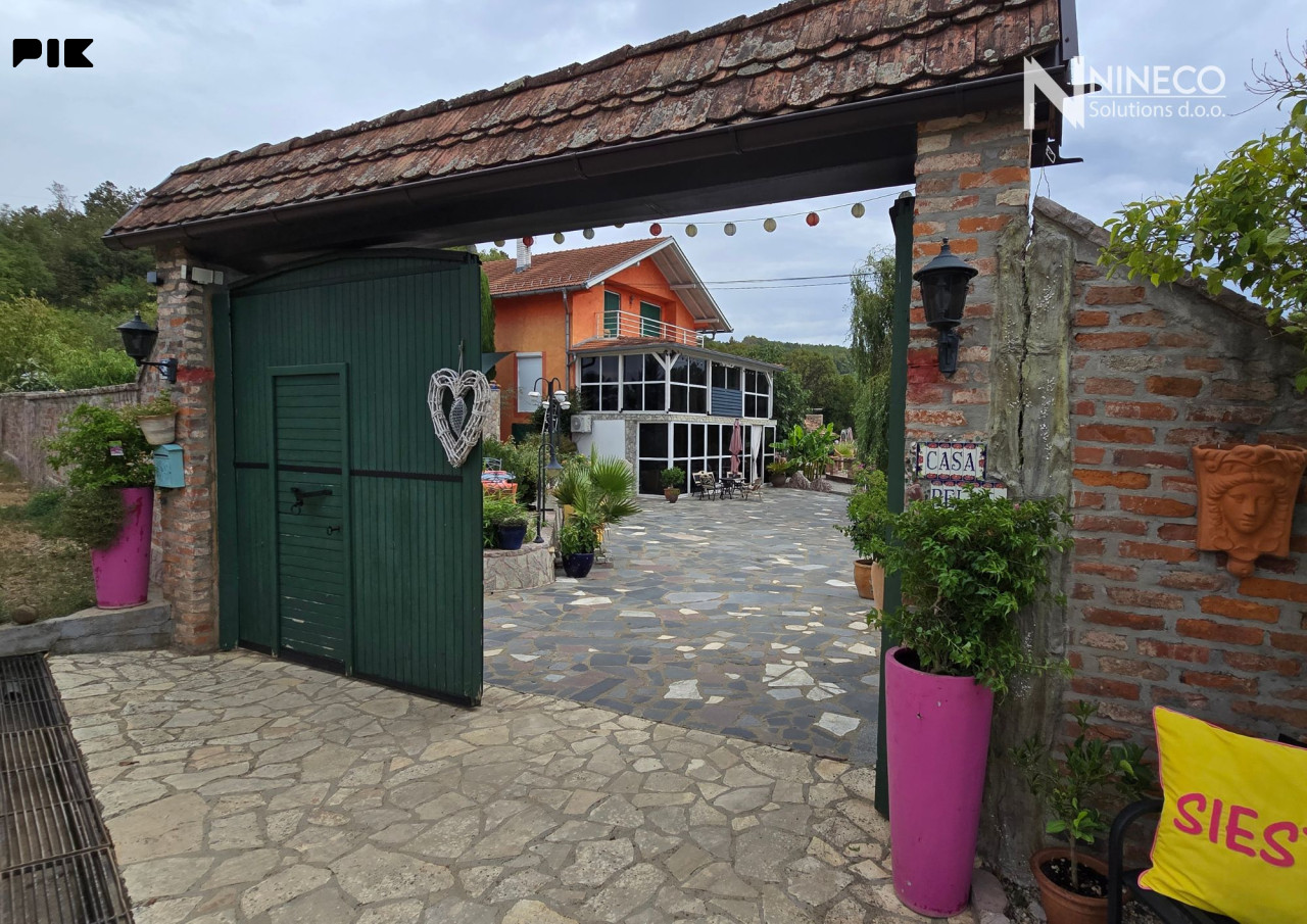 KUĆA SA ZEMLJIŠTEM I ŠUMOM - JABLAN - LAKTAŠI - 296 m2 8