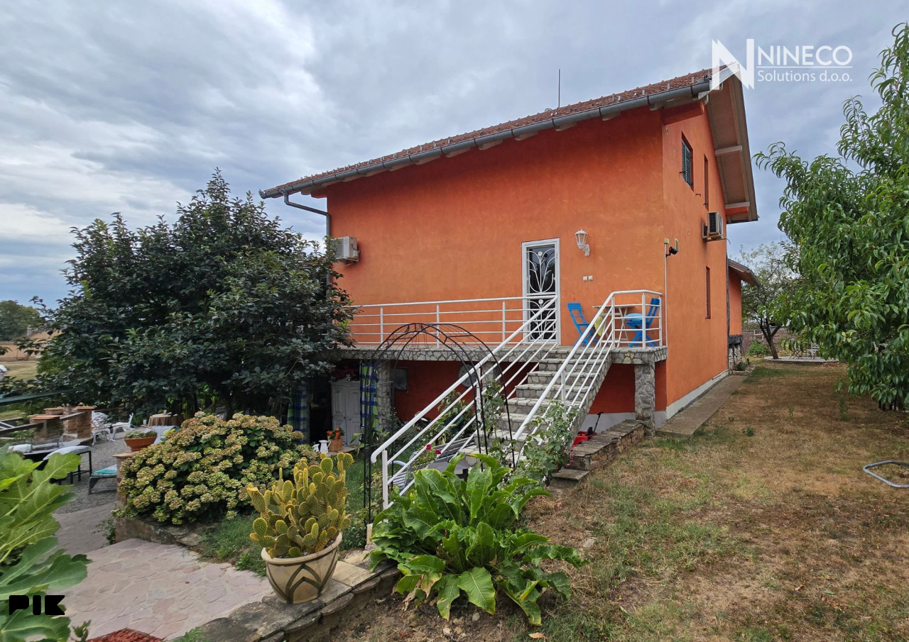 KUĆA SA ZEMLJIŠTEM I ŠUMOM - JABLAN - LAKTAŠI - 296 m2 10