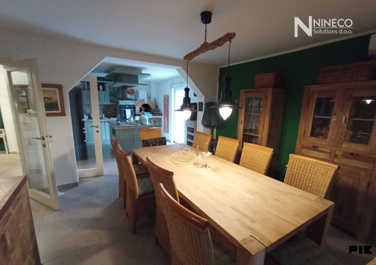 KUĆA SA ZEMLJIŠTEM I ŠUMOM - JABLAN - LAKTAŠI - 296 m2 14