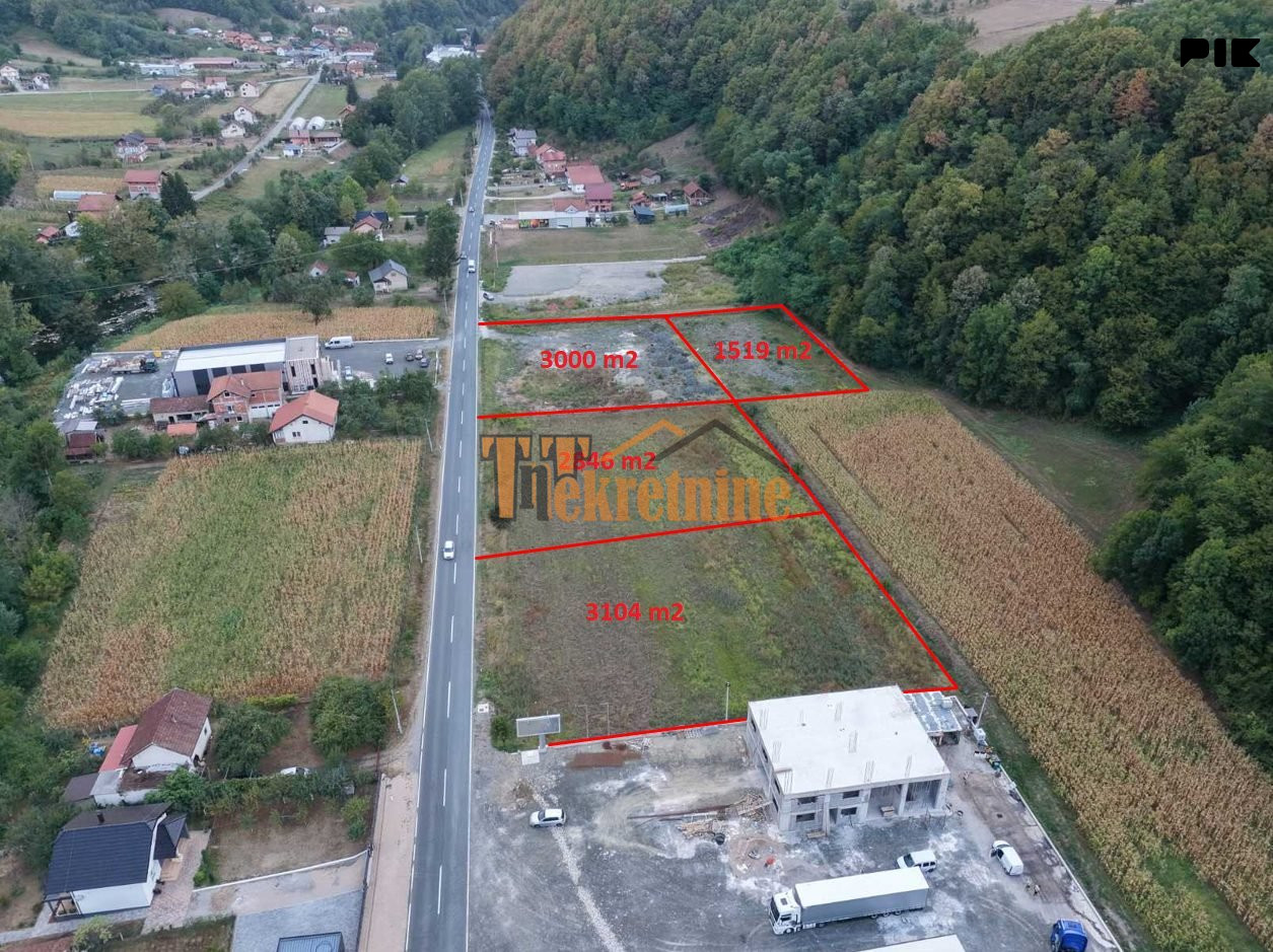 Prodaju se četiri placa uz magistralni put - Opsječko 2