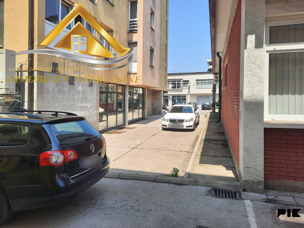 ZAKUP! Poslovni prostor 27 m2, centar grada Živinice 8