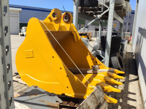 NOVA KAŠIKA CAT 1300MM HD 1,3m3