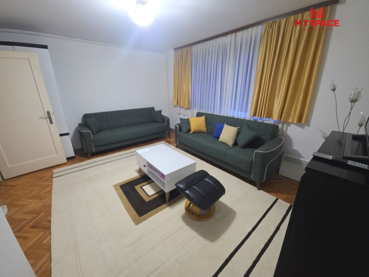 MY SPACE/ Stan/ Stari Grad/ NAMJESTEN/ 40 m2 2