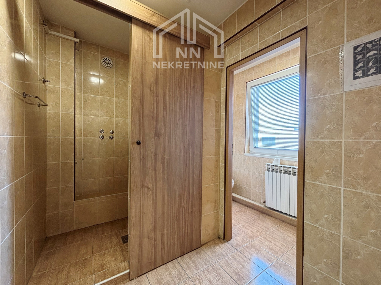 NN Nekretnine : Poslovni prostor 180m2 - Aneks 22