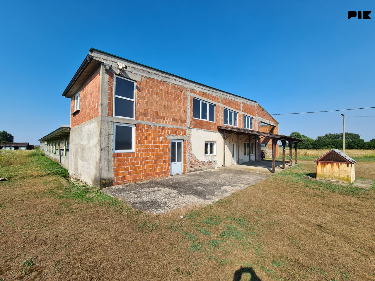 Poslovno-privredni objekat 1.272 m2 na 5.940 m2 Brčko Bijeljina 11