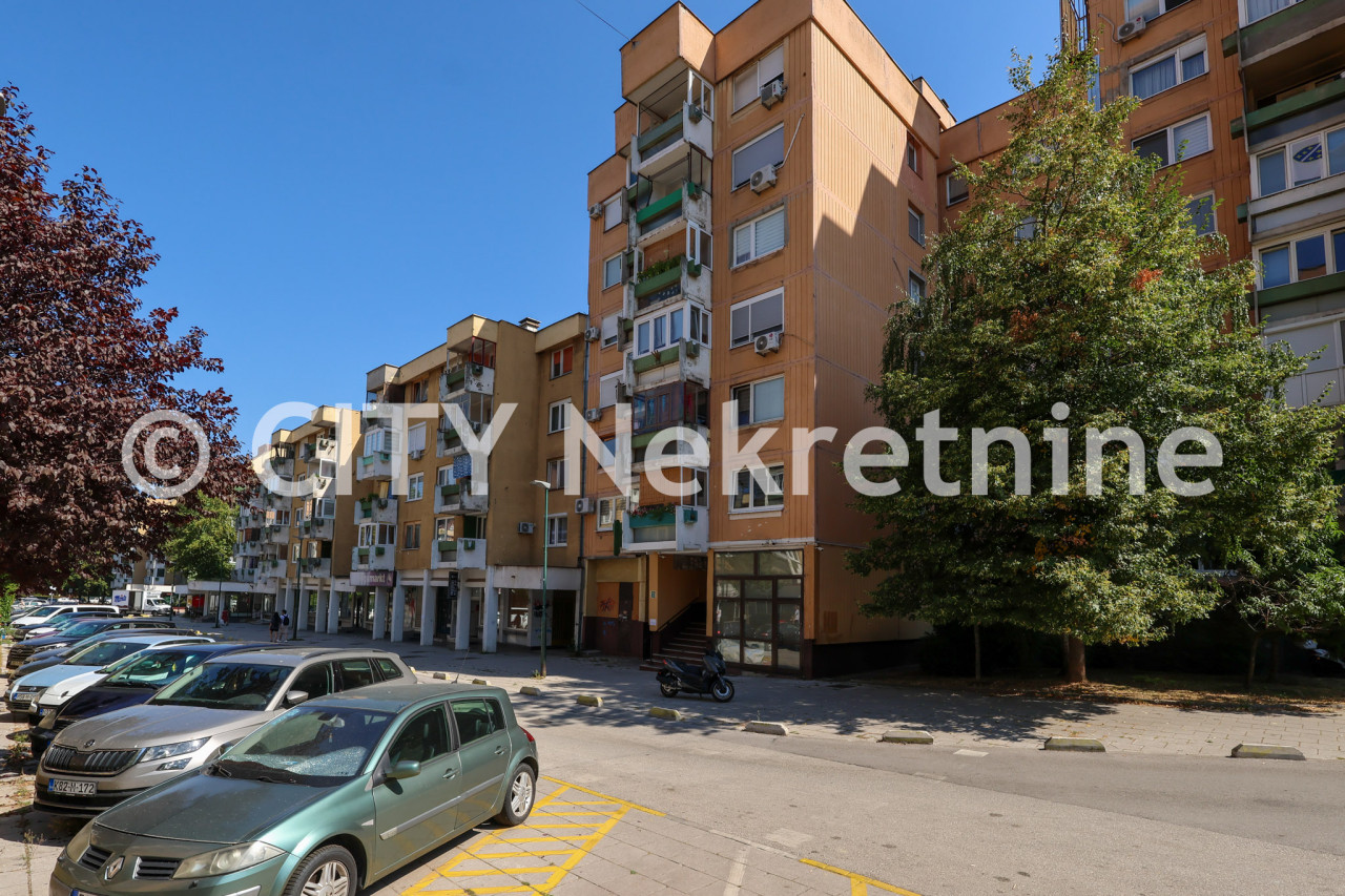 Trosoban stan - Novi grad - Alipašino polje C faza - 72 m2 26