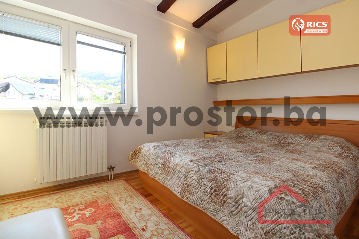 PROSTOR izdaje: Trosoban stan na Grbavici, ul. Radnička 7