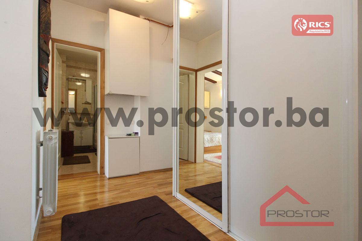 PROSTOR izdaje: Trosoban stan na Grbavici, ul. Radnička 13